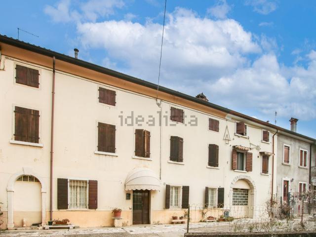Rustico in vendita a Domegliara, Sant'ambrogio Di