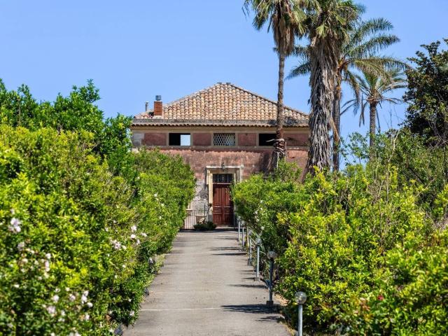 Rustico in vendita a Giarre, Catania