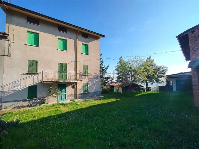 Rustico in vendita a Lugagnano Val D'arda, Reggio Emilia
