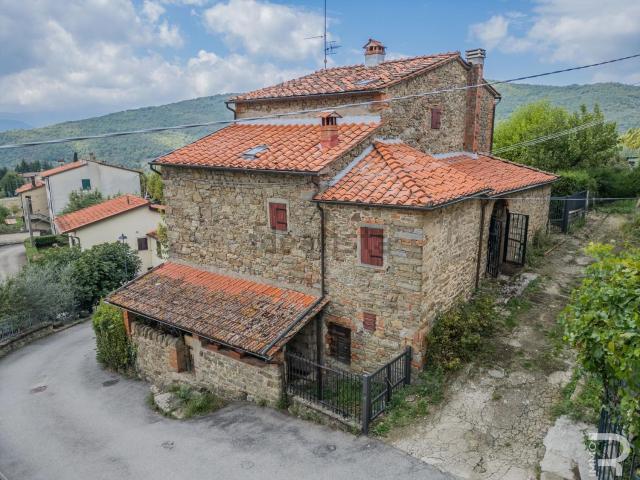 Rustico in vendita a Rósina, Chitignano