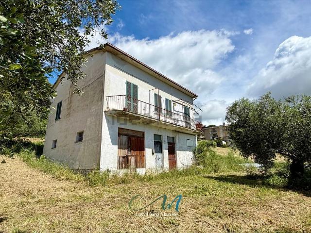 Rustico in vendita a Marche, Macerata