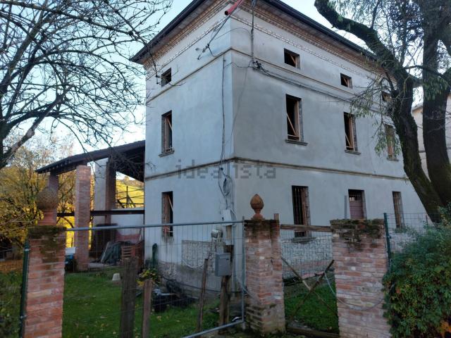 Rustico in vendita a Castell'arquato, Reggio Emilia