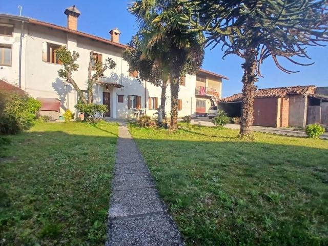 Rustico in vendita a Bicinicco, Friuli-Venezia Giulia