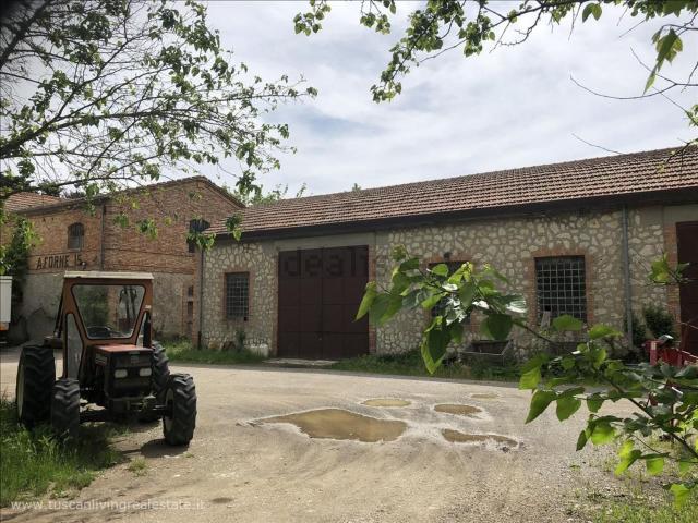 Rustico in vendita a Sarteano, Siena