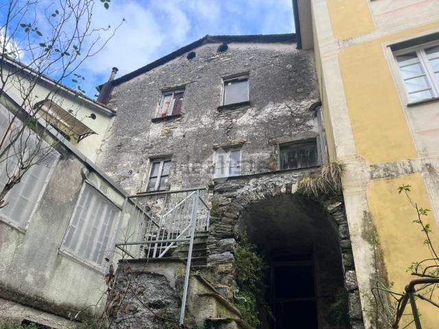 Rustico in vendita a Favale Di Malvaro, Liguria