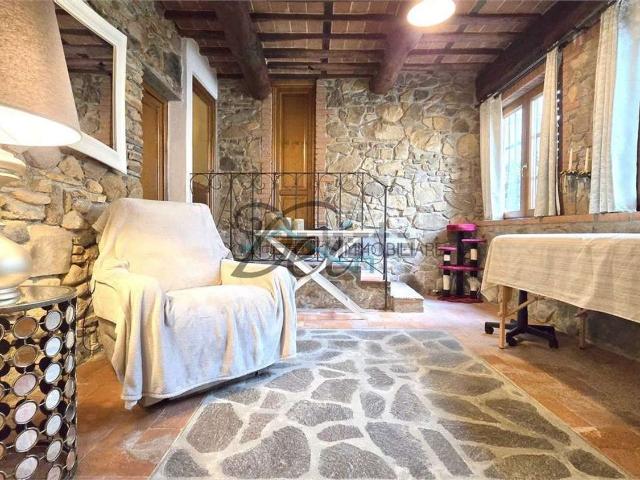 Rustico in vendita a San Ginese di Compito, Capannori