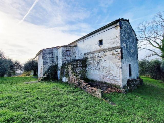 Rustico in vendita a Montechiari, Legoli