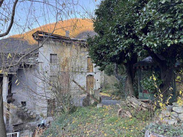 Rustico in vendita a Comunità montana della Valchiavenna, Prata Camportaccio