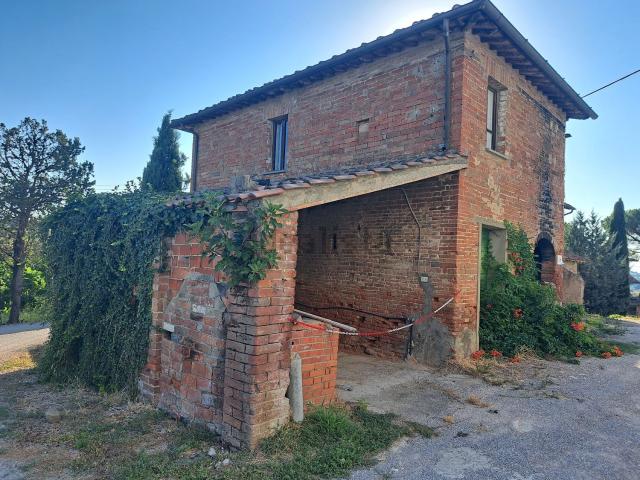 Rustico in vendita a Foiano Della Chiana, Toscana