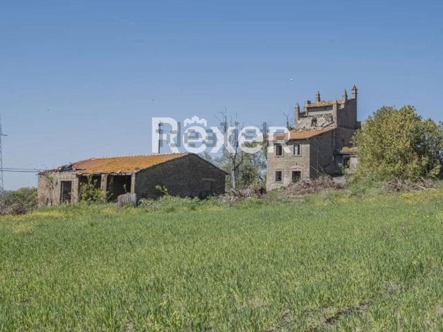 Rustico in vendita a Viterbo, Lazio