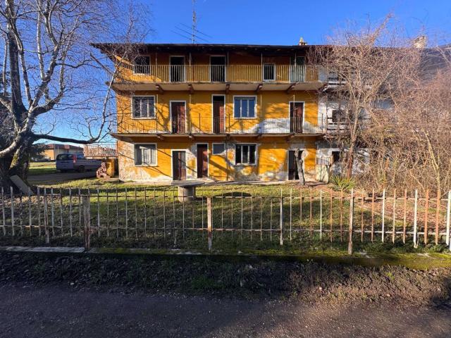 Rustico in vendita a Carmine, Piemonte
