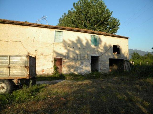 Rustico in vendita a Tonfano, Toscana