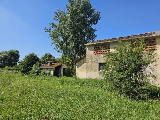 Rustico in vendita a Massarosa, Toscana