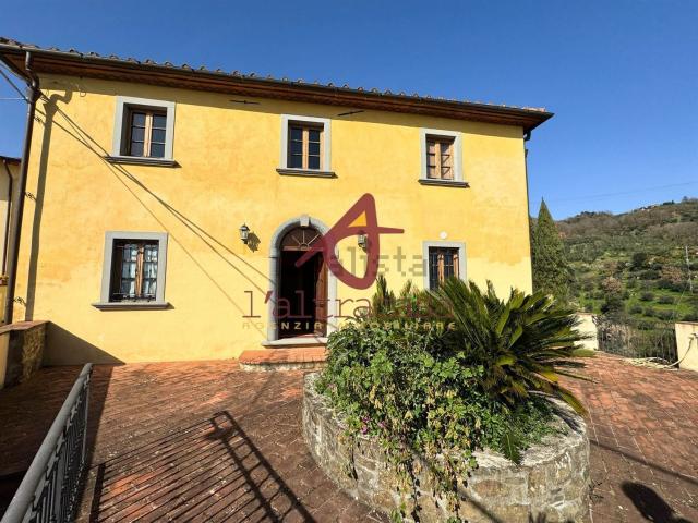 Rustico in vendita a Borgano, Lamporecchio