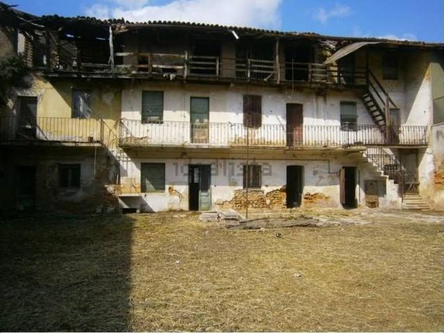 Rustico in vendita a Brignano Gera D'adda, Lombardia