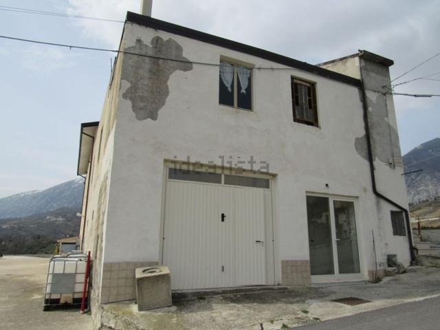 Rustico in vendita a Civitella Messer Raimondo, Abruzzo