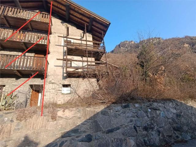 Rustico in vendita a Montjovet, Aosta