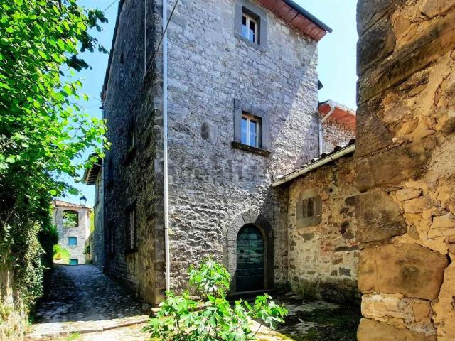 Rustico in vendita a Unione dei comuni Media Valle del Serchio, Pescaglia