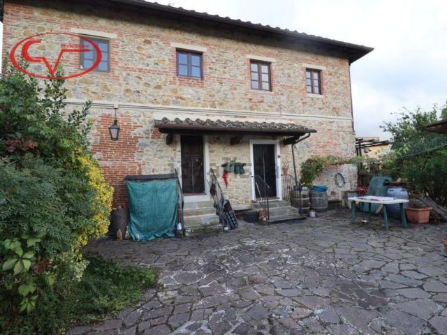 Rustico in vendita a Pogi, Bucine