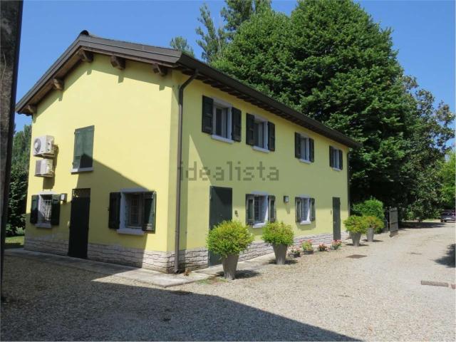 Rustico in vendita a Tre Olmi, Modena
