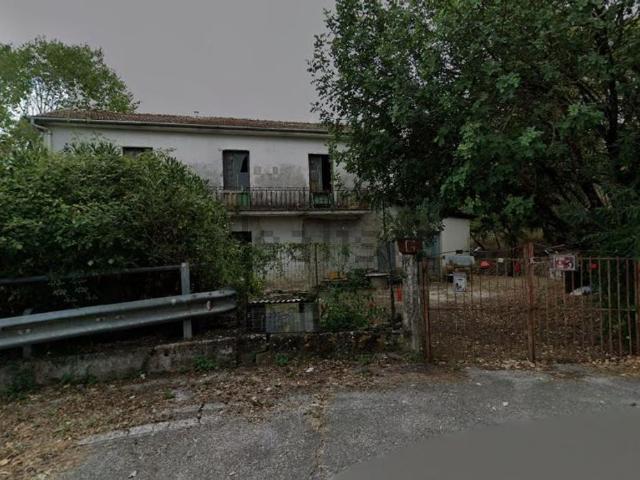 Rustico in vendita a Roccadaspide, Campania