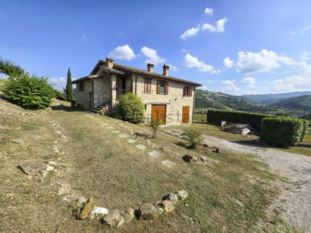 Rustico in vendita a Molino, Belforte all'Isauro