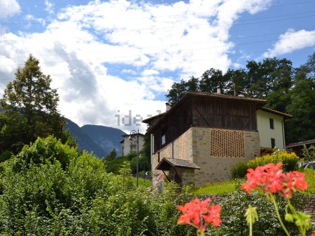 Rustico in vendita a Comunità della Valle di Sole, Malè
