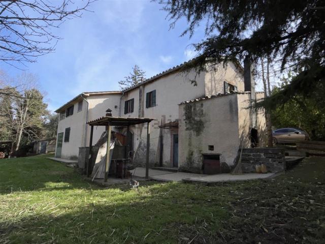 Rustico in vendita a Collevecchio, Lazio