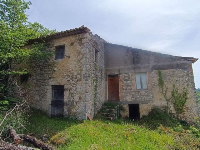 Rustico in vendita a Arpino, Lazio