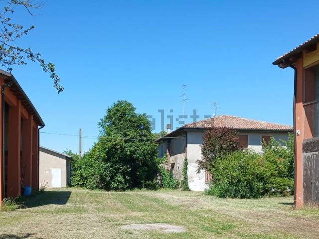 Rustico in vendita a Unione Alto Ferrarese, Reggio Emilia