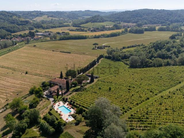 Rustico in vendita a Scandicci, Toscana