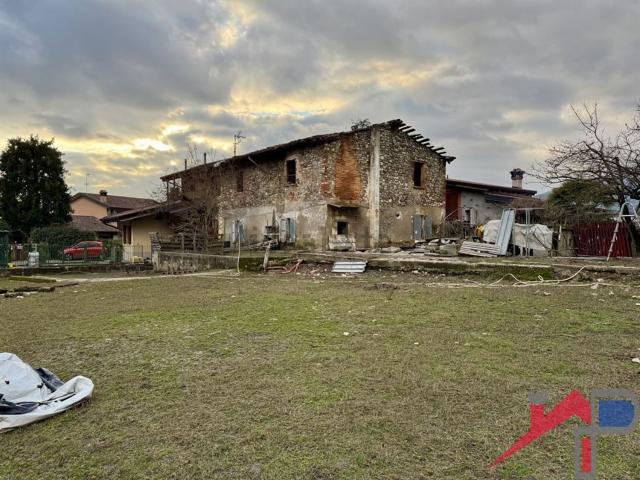 Rustico in vendita a Mura, Cisano Bergamasco