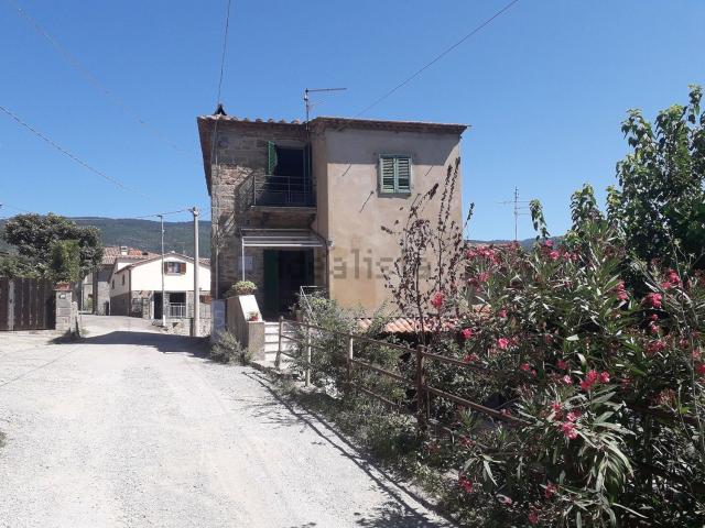 Rustico in vendita a Tavarnelle-Sant'Eusebio, Cortona