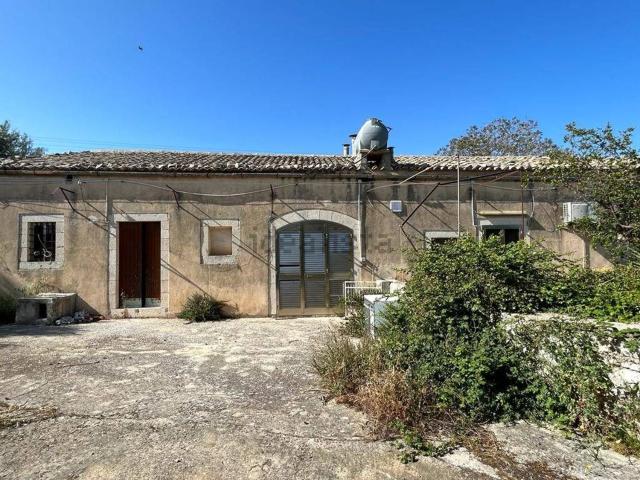 Rustico in vendita a Modica