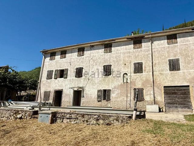 Rustico in vendita a Nord-Ovest, Brenzone