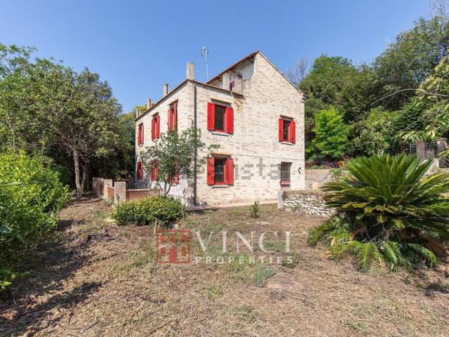 Rustico in vendita a Marche, Fermo