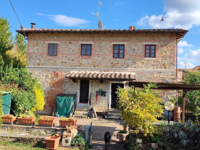 Rustico in vendita a San Leolino, Bucine
