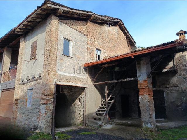 Rustico in vendita a Bernasca, Camnago Faloppia