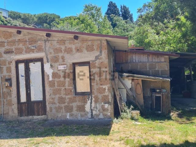 Rustico in vendita a Deruta, Umbria