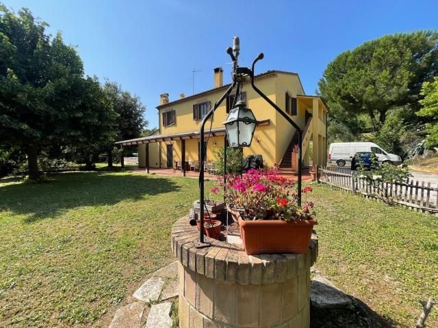 Rustico in vendita a Casette Montegallo, Offagna