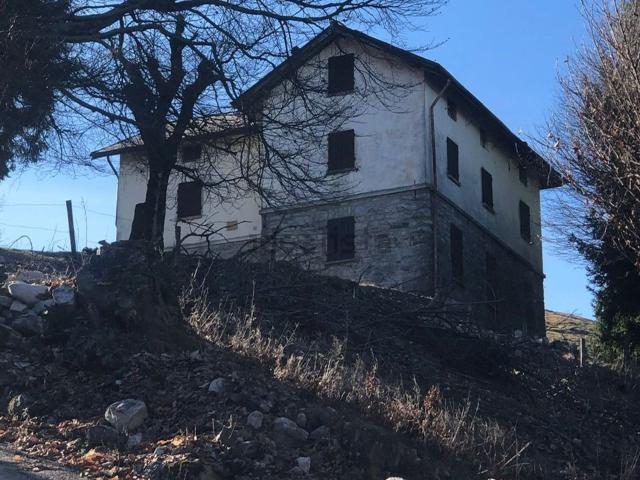 Rustico in vendita a Alta Valle Intelvi, Lanzo D'intelvi