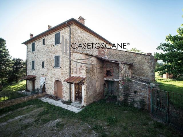 Rustico in vendita a Capolona, Toscana