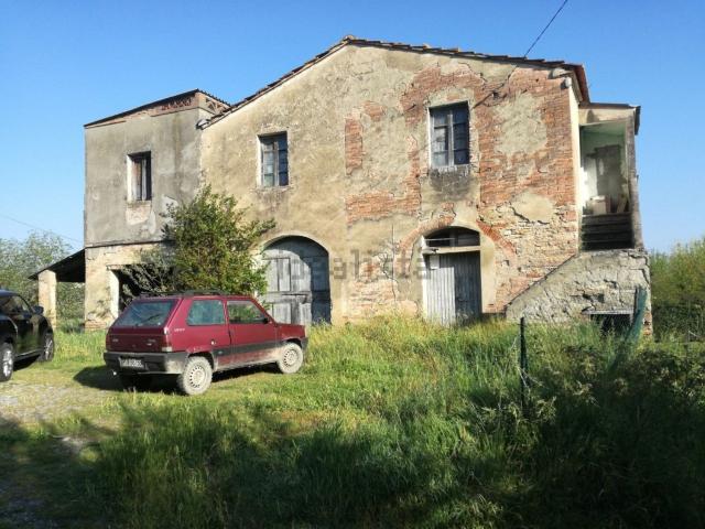 Rustico in vendita a Terricciola, Toscana