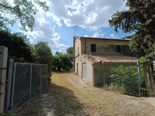 Rustico in vendita a Marche, Pesaro E Urbino