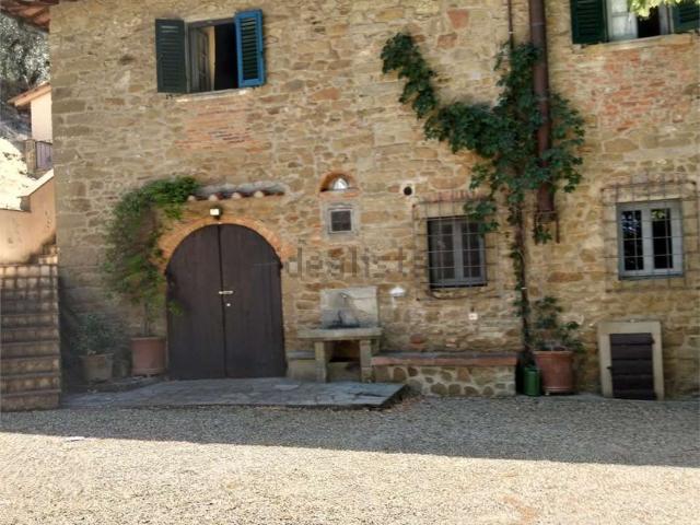 Rustico in vendita a Unione di Comuni Valdarno e Valdisieve, Reggello