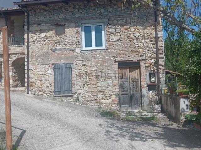 Rustico in vendita a Narni, Umbria