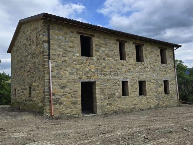 Rustico in vendita a Nocera Umbra, Umbria
