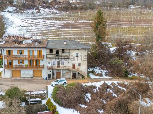 Rustico in vendita a Comunità Alta Valsugana e Bersntol, Pergine Valsugana