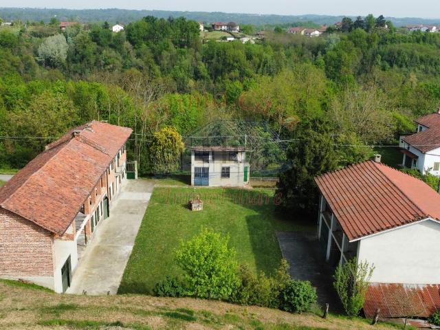 Rustico in vendita a Piemonte, Asti