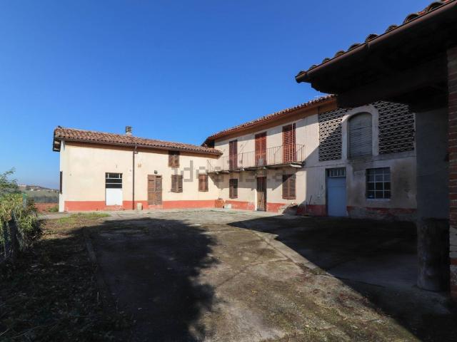 Rustico in vendita a Piemonte, Asti